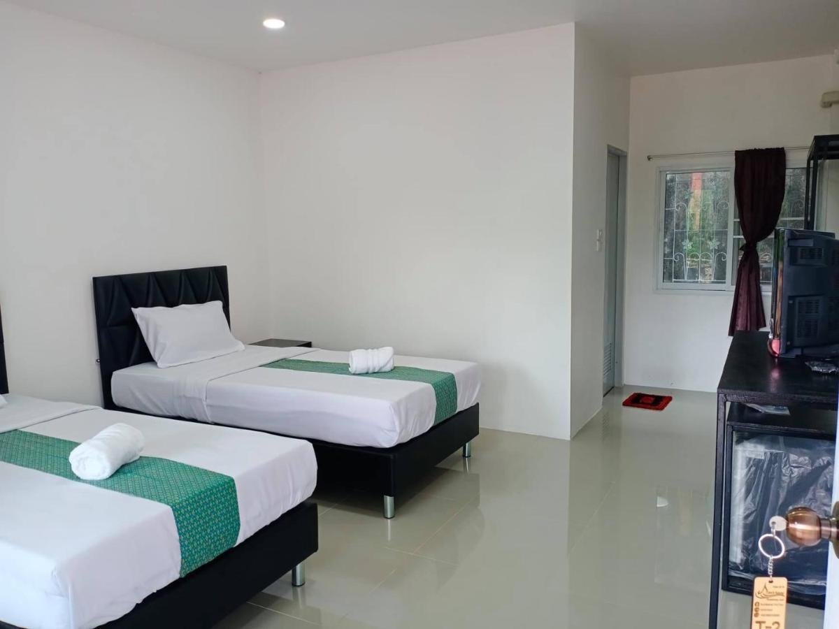 Tom'S House Hotel คุระบุรี ภายนอก รูปภาพ